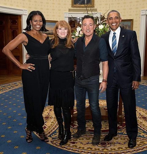 Michelle Obama joins Bruce Springsteen on vocals, tambourine during Spain show