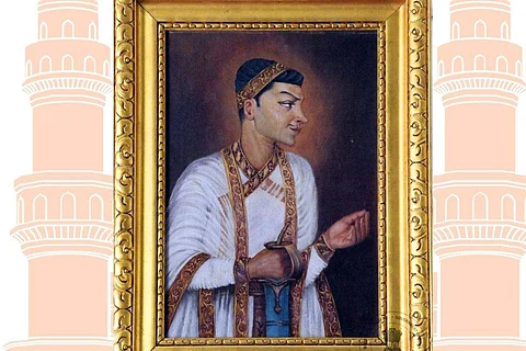 Paintings of Muhammad Quli Qutub Shah from Salar Jung Museum, Hyderabad (L)