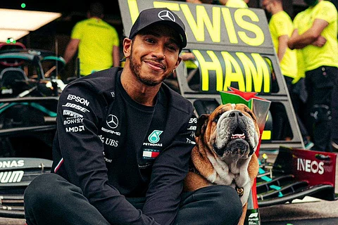 Lewis to wear Scuderia Ferrari overalls in 2025