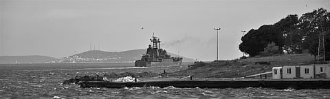 Russian warship Novocherkassk 142 crossing the Bosphorus in 2015, on way to Syria.