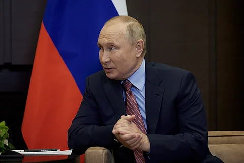 Putin Proposes New Ukrainian Government to Negotiate Peace with Russia
