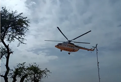 Helicopter in besieged Djibo
