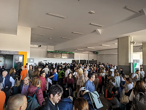 2025 blackout in Madrid. Madrid-Chamartin station