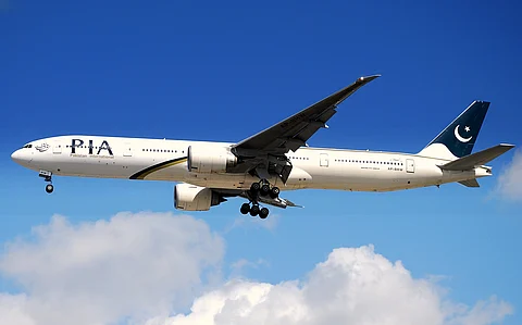 India and Pakistan Extend Mutual Airspace Bans Until June