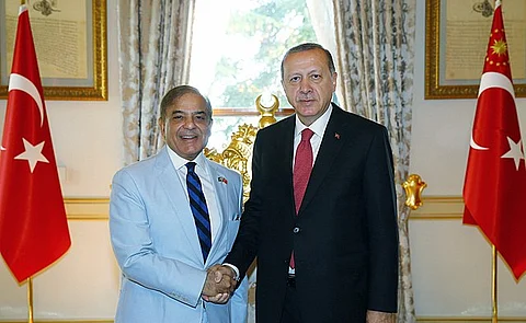 Pakistani PM Shehbaz Sharif and Turkish President Recep Tayyip Erdogan.
