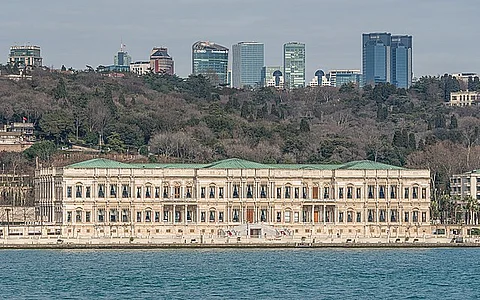 Çırağan Palace in Istanbul, Turkey, set to host the second round of Russia-Ukraine peace talks.