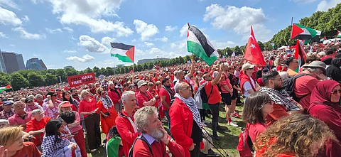 On June 15, 2025, an estimated 150,000 people marched in The Hague to protest Israel’s actions in Gaza, forming a symbolic “red line” to demand Dutch government action.