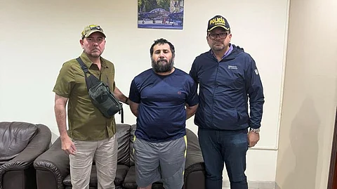 The operation involved a collaborative effort between the Ecuadorian military and the security block, utilizing intelligence and strategic planning, which led to Fito's apprehension.