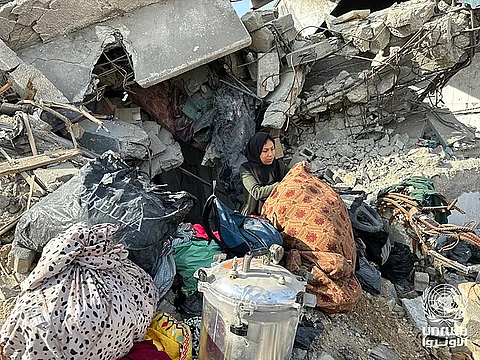 Deadly Gaza Strikes: 62 Palestinians Killed Near Aid Sites