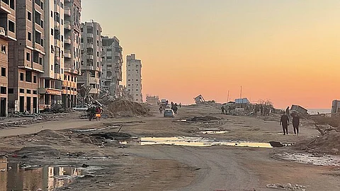 Israeli Forces Kill 40 Palestinians as Famine Deaths Mount in Gaza