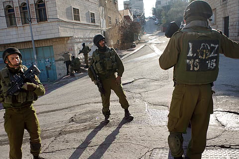 Gilbert Checkpoint Soldiers Hebron