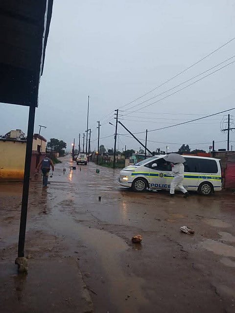 South Africa Hunts Gunmen After Deadly Tavern Shooting Near Johannesburg