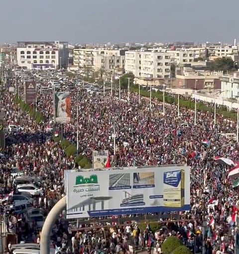 Yemen Separatists Rally in Aden as STC Dispute Deepens Amid Gulf Rift