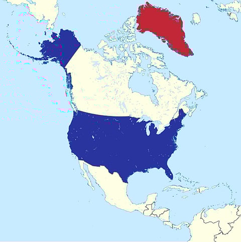 Map with Greenland (red) and the United States (blue) highlighted