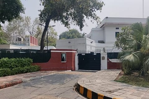 India wants to make a public urinal near UK High Commissioner's house, but British say 'No'