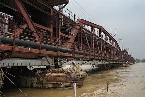 Delhi: Yamuna Crosses Danger Mark Again; Water Supply May Get Affected, Possibility of Another Round of Floods