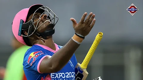Justice for Sanju: Shashi Tharoor rues lack of buzz around RR star’s World Cup chances