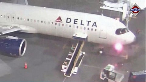 Video: Flames erupt on US jet, passengers scramble down wings