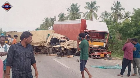 6 killed after truck rams tractor while trying to overtake it in Andhra Pradesh