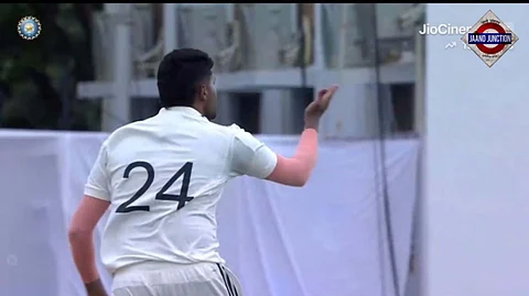 Harshit Rana's 'flying kiss'