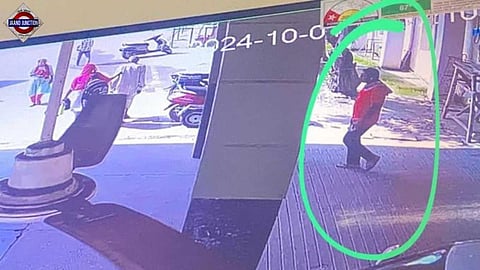 CCTV footage shows Sikandar Singh roaming outside hospital without cops.
