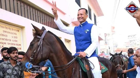 BJP MP Naveen Jindal cast his vote for the Haryana Assembly elections.