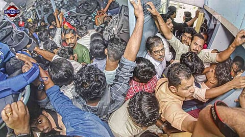 Stampede at Mumbai's Bandra train station