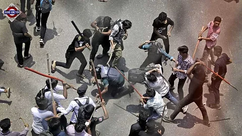 Bangladeshi security forces thrashing Hindu residents of Hazari Gali in Chittagong.