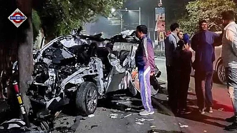 6 students killed in a road accident in Dehradun.