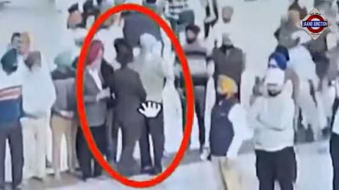 Ex-terrorist who shot at Sukhbir Badal seen with cop before attack