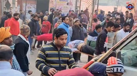 5 killed, 40 injured in stage collapse at 'laddoo' ceremony in UP's Baghpat