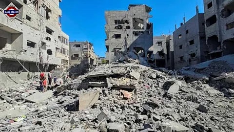 US has warned Syria of a possible attack during Eid celebrations.