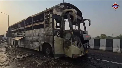 5, including 2 children, die as bus catches fire in UP, driver jumps out, flees