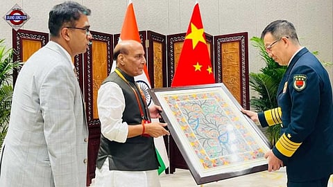 Rajnath Singh with Defence Minister of China