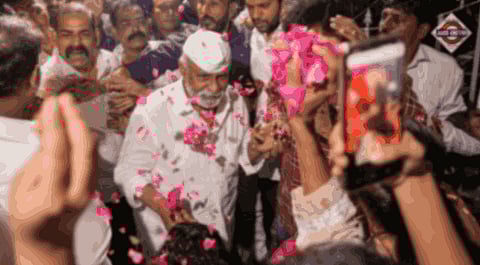 Dawood's archrival Arun Gawli is back in Byculla ahead of BMC polls