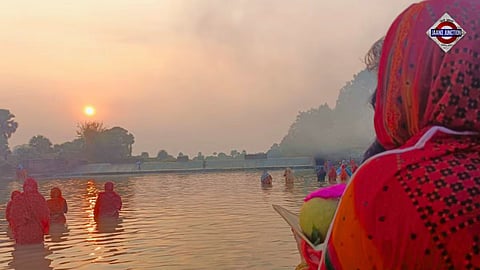 Chhath Puja 2025 Usha Arghya: उगते सूर्य को अर्घ्य देने की तिथि, समय, पूजन विधि और महत्व