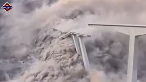 Hongqi Bridge in southwest China’s Sichuan province.