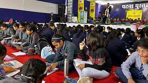 Creative Surge at Patna Book Fair as 250+ Students Join Jaano Junction EPIC Kahanikar Contest