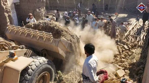 Afghanistan launches retaliatory strikes on Pak bases as fighting enters 5th day