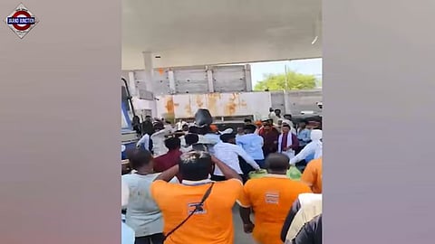 Violence at Maharashtra petrol pump over fuel shortage