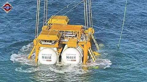 World's first underwater datacentre starts operations in China.