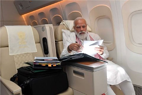 அமெரிக்கா பயணத்தின் போது விமானத்தில் பிரதமர் மோடி! வைரல் புகைப்படம்!