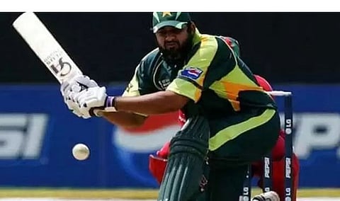 #BREAKING: பிரபல கிரிக்கெட் வீரருக்கு நெஞ்சுவலி: மருத்துவமனையில் அனுமதி!