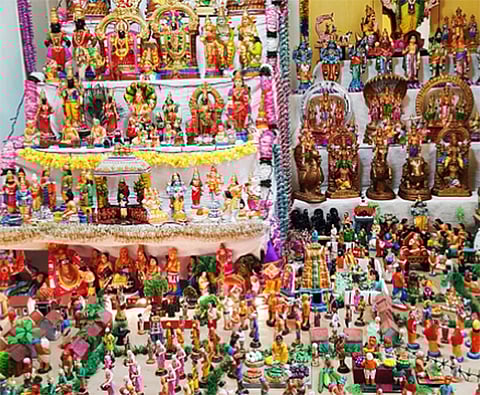 சீருடைய பொம்மைகள்!