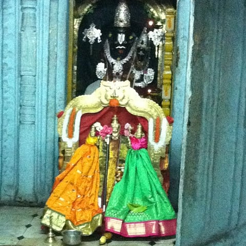 மூச்சு விடும் மூலவர்!