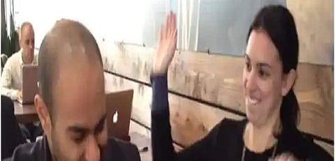 பேஸ்புக் பார்த்தால் கன்னத்தில் அறை: சம்பளத்துக்கு ஆள் நியமித்த இளைஞர்!