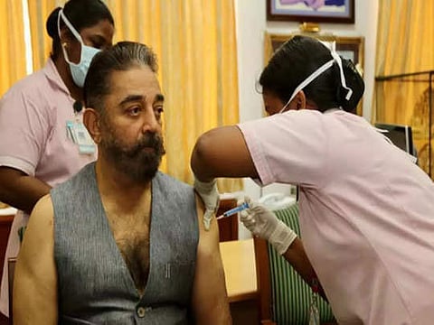 கமல்ஹாசனுக்கு கொரோனா: பிக்பாஸ் நிகழ்ச்சியிலிருந்து விலகுகிறார்?!