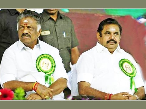 எடப்பாடியின் பிடிவாதமும் – ஓ.பி.எஸ்.ஸின் மௌனமும்