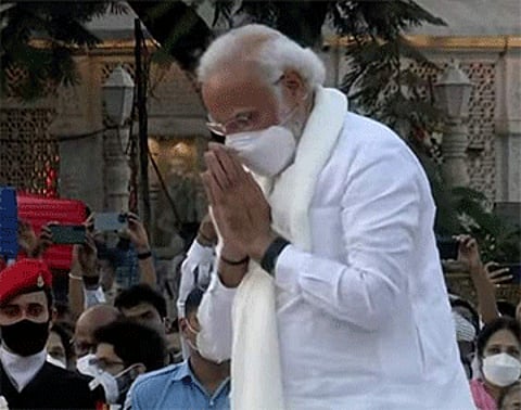 காற்றில் கலந்த கானம்; லதா மங்கேஷ்கர் உடலுக்கு பிரதமர் மோடி அஞ்சலி!