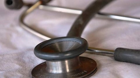 ஆளுநர்: ஆட்சி: மாணவர்கள்